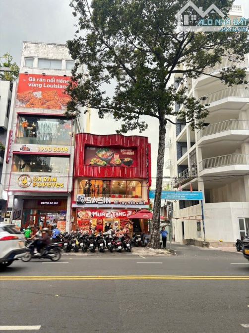 Hạ 6 tỷ Bán nhà mặt tiền An Dương Vương Quận 5 - 4,5x18m 6 tầng HĐT 120tr/th giá 32 tỷ
