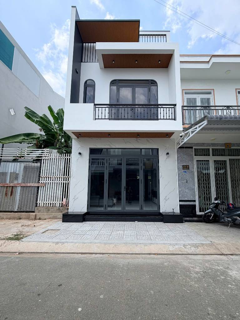 Bán nhà mặt tiền đường số 21, KDC Nam An Hoà, Rạch Giá, An Giang, dt 80m2 giá 3,45 tỷ