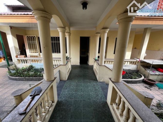 BIỆT THỰ CỔ TRƯỜNG CHINH PHƯỜNG 15 TÂN BÌNH, GẦN 500M, NGANG 14M, Ô TÔ THÔNG, 35,5 TỶ