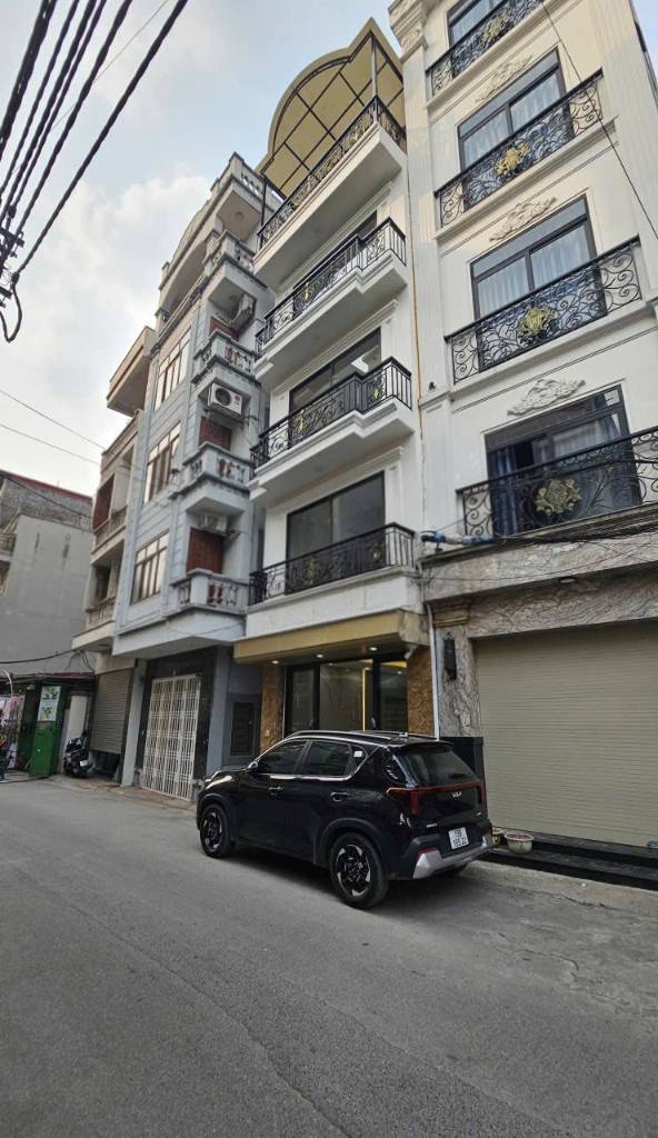BÁN NHÀ PHỐ NGUYỄN CHÍNH, HOÀNG MAI, NHÀ 5 TẦNG MỚI, CÓ GARA Ô TÔ, GIÁ 14,6 TỶ