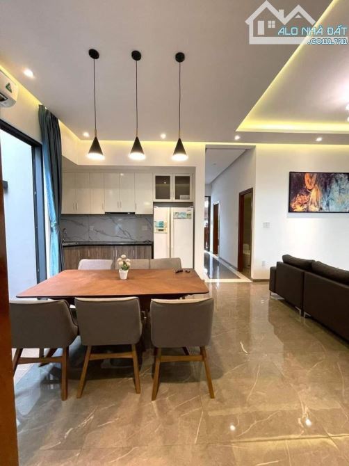 BÁN BIỆT THỰ NGHĨ DƯỠNG ĐẸP 2 MẶT TIỀN 1T3L TRẦN CAO VÂN 181M2 (10X18.7) GIÁ: 19TỶ