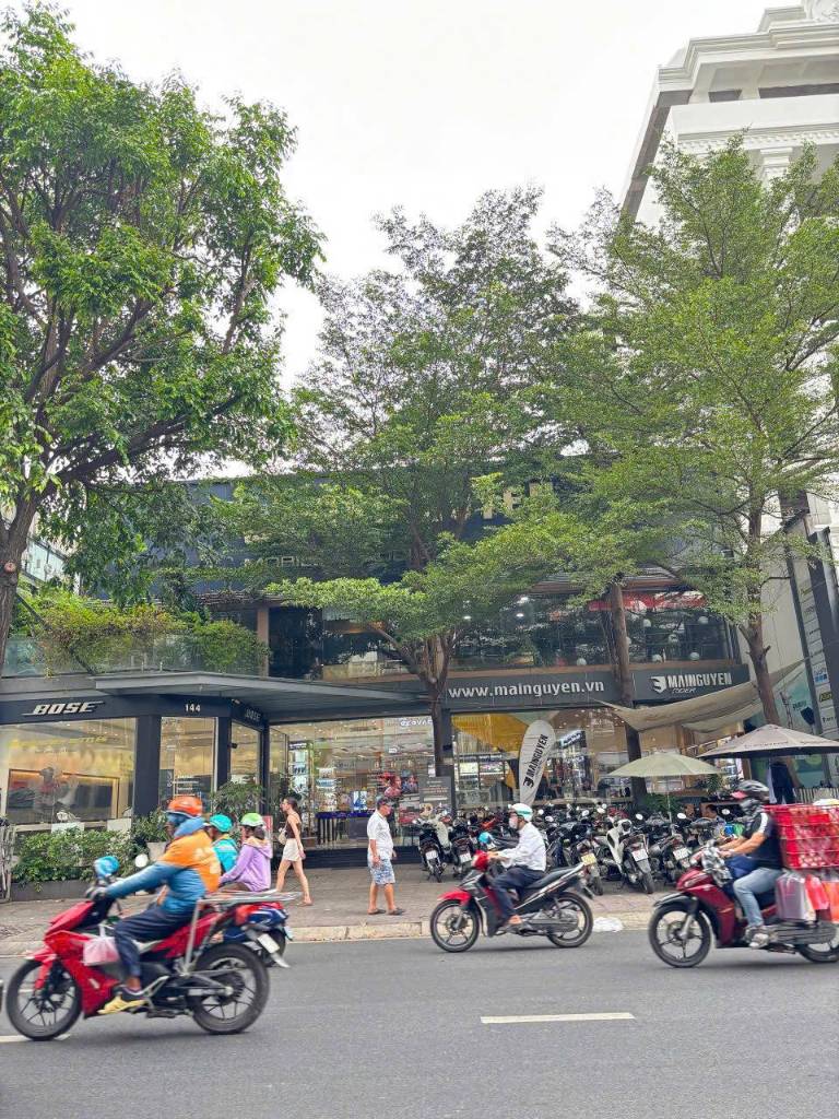 BÁN NHÀ VÕ THỊ SÁU QUẬN 3, NGANG 18M HIẾM CÓ, 381M² NỞ HẬU, SIÊU PHẨM XÂY BUILDING TRUNG TÂM