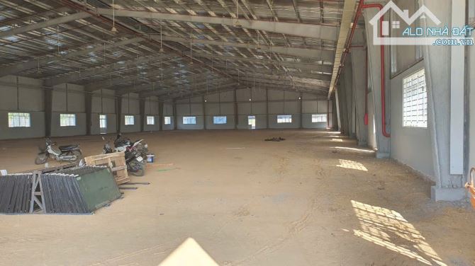 Bán nhà xưởng vị trí đắc địa ngay MT đường lớn tại Bến Lức, Long An