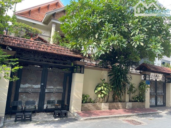 VIP Nhà Mặt Tiền Trần Khánh Dư P.Tân Định Q1, DT: 14x29 , 2 tầng HĐT:120Tr Giá: 65Tỷ