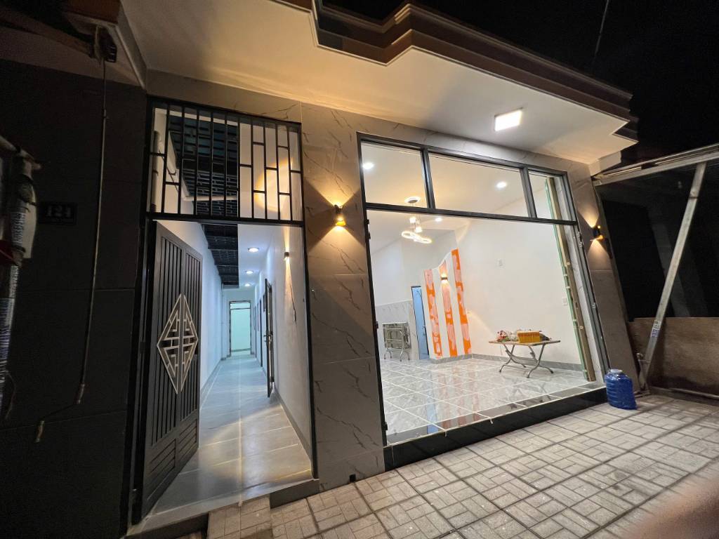 Bán nhà Khu dân cư Hòn Rớ 1, Nha Trang, kiên cố, gần biển, cạnh Dự Án SUN group