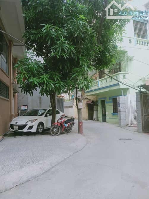 Bán gấp tòa CCMN Khương Đình 70m2 7 tầng Thang máy lô góc 20pkk, ô tô tránh hơn 20 tỷ