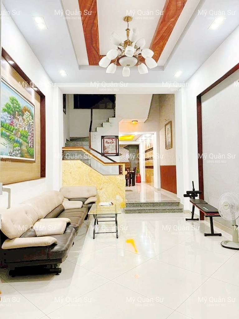 BÁN NHÀ PHẠM VĂN ĐỒNG, GÒ VẤP, HẺM XE HƠI 3 TẦNG, NGANG 4.5M, GIÁ 8,5 TỶ