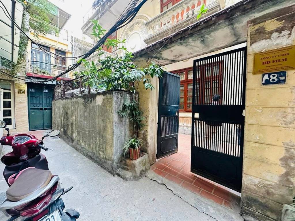 BÁN NHÀ ĐƯỜNG CẦU GIẤY, DỊCH VỌNG HẬU, DT 145M2 NHÀ 3 TẦNG, GẦN ĐƯỜNG Ô TÔ, GIÁ 29,8 TỶ