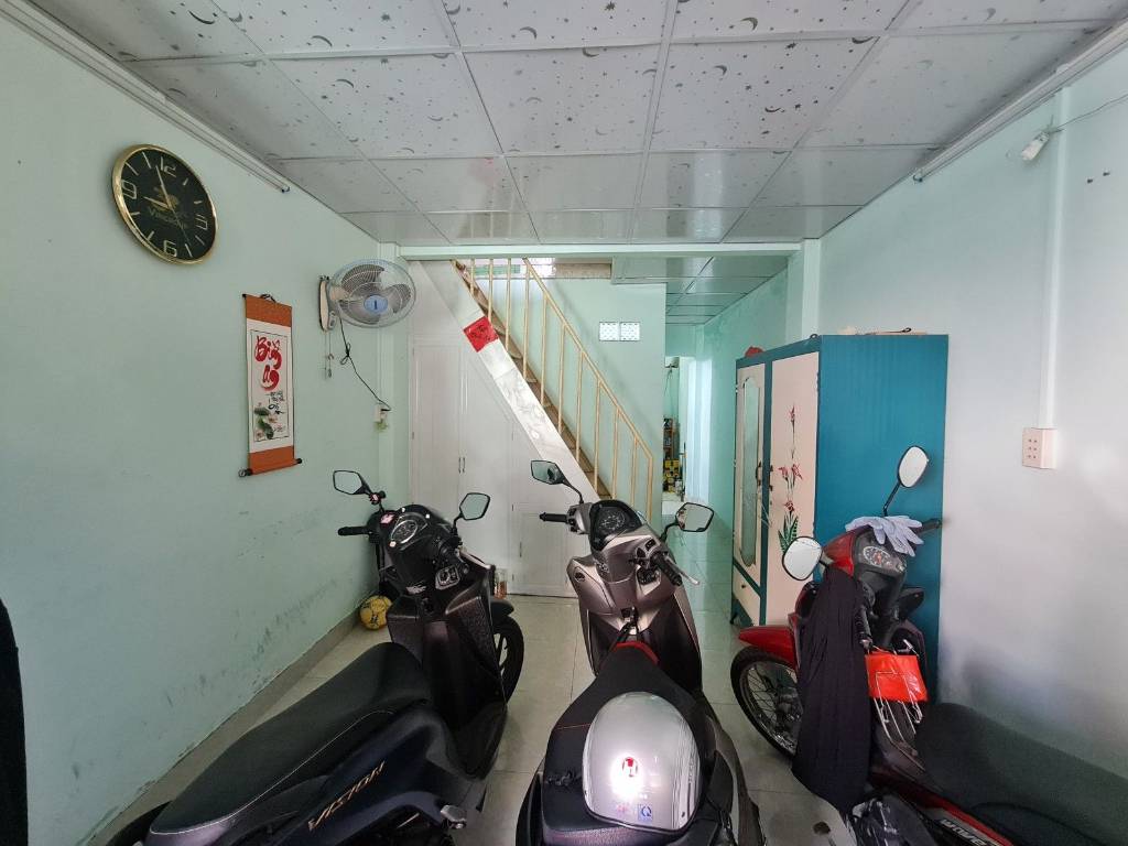 BÁN NHÀ LÊ THỊ HOA BÌNH CHIỂU, 37M2 2 TẦNG, TƯƠNG LAI RA MẶT TIỀN, GIÁ 2,25 TỶ
