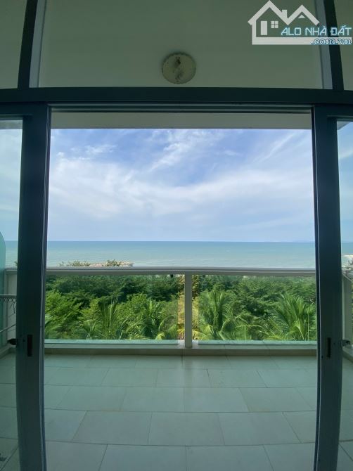 Bán căn hộ chung cư Ocean Vista Mũi Né TP Phan Thiết 154m2 thổ cư view biển giá 6.8 tỷ