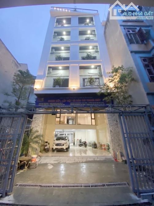 BÁN TÒA CCMN + VĂN PHÒNG 171M x 7 TẦNG 18 PHÒNG DÒNG TIỀN 1,8TỶ /NĂM GIÁ 50 TỶ