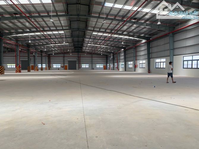 Bán xưởng 10.000m2 trong KCN tại Đức Hòa, Long An - Vị trí đẹp