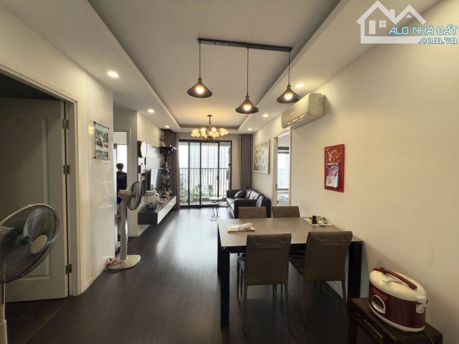 Bán Chung Cư Imperia Sky Garden 423 Minh Khai-DT 85 m2-TẦNG CAO-3 NGỦ-2 WC-FULL NỘI THẤT.