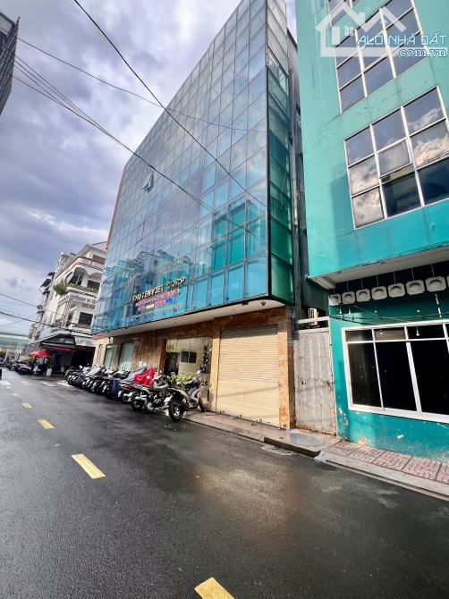 Bán Căn Nhà 4 Lầu Khu Nhiều Tòa Nhà C.Ty, Đường Cộng Hòa, P12, Tân Bình (DT:4x24m) 16 Tỷ.