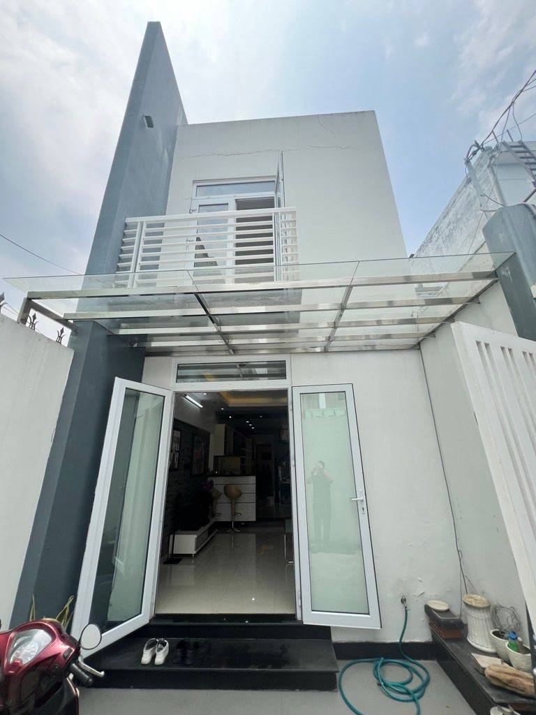 Bán nhà 2 tầng Quang Trung, Gò Vấp, sổ hồng riêng 83m², tiện cihs đầy đủ, nhỉnh 6 tỷ