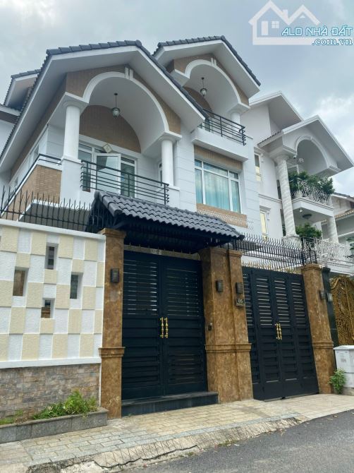 Hàng Hiếm Biệt Thự Cống Quỳnh Q1, DT:13x25m, 3Tầng, HĐT:150tr, Giá: 55Tỷ