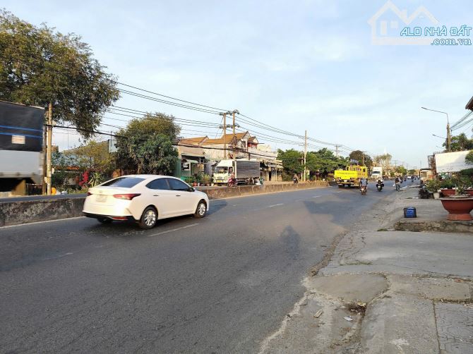 Chuyển nhượng nhà xưởng mặt tiền đường nhựa gần 6000m2 đất FULL SKC, KV Trảng Bom, Đồng Na