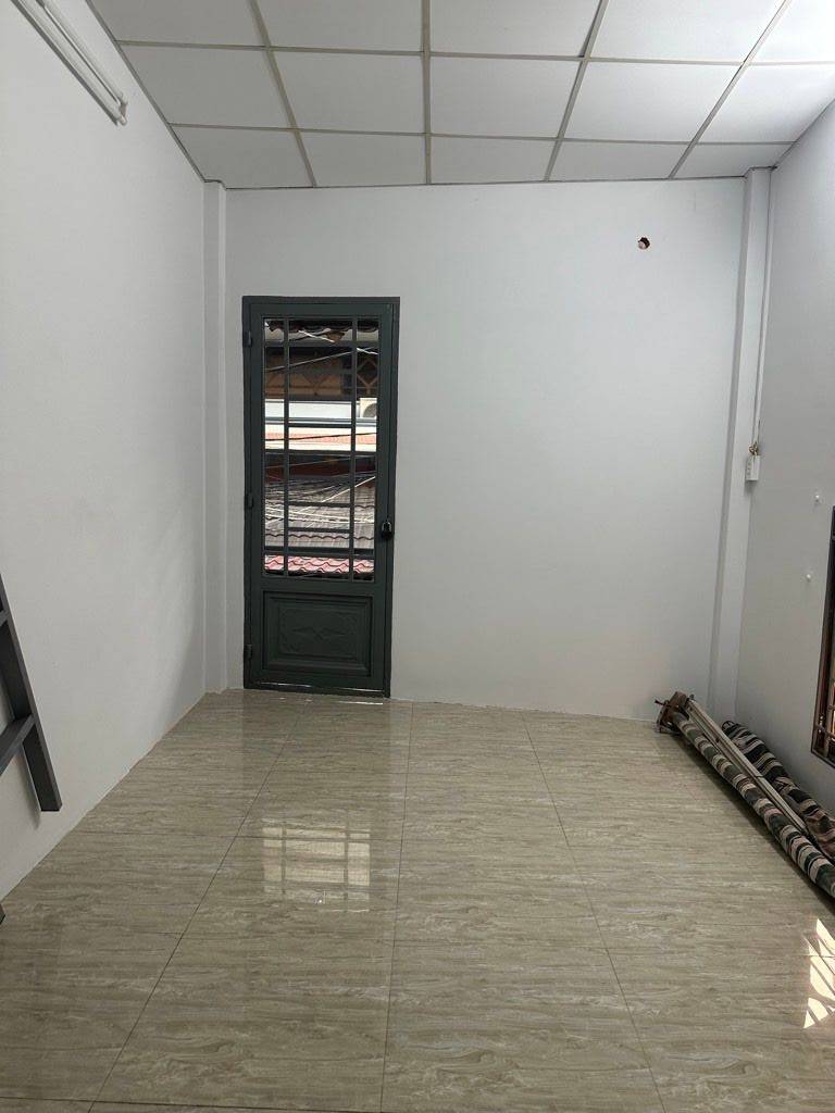 BÁN NHÀ HẺM THÔNG NI SƯ HUỲNH LIÊN, TÂN BÌNH, DT 20M2 NHÀ 2 PHÒNG NGỦ, GIÁ 2,95 TỶ
