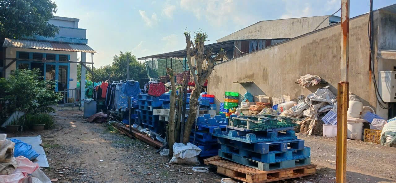 CẦN BÁN ĐẤT MẶT TIỀN LÊ ĐÌNH CHI, BÌNH CHÁNH, DT 1110M2 SẴN NHÀ