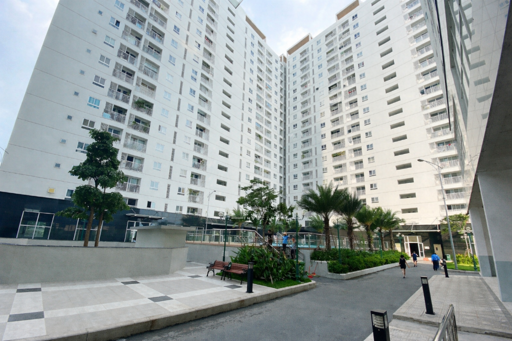 BÁN CĂN HỘ TARA RESIDENCE QUẬN , DT 77m² 2PN 2WC, BLOCK A1 TẦNG 4, VIEW TẠ QUANG BỬU, FULL NỘI THẤT