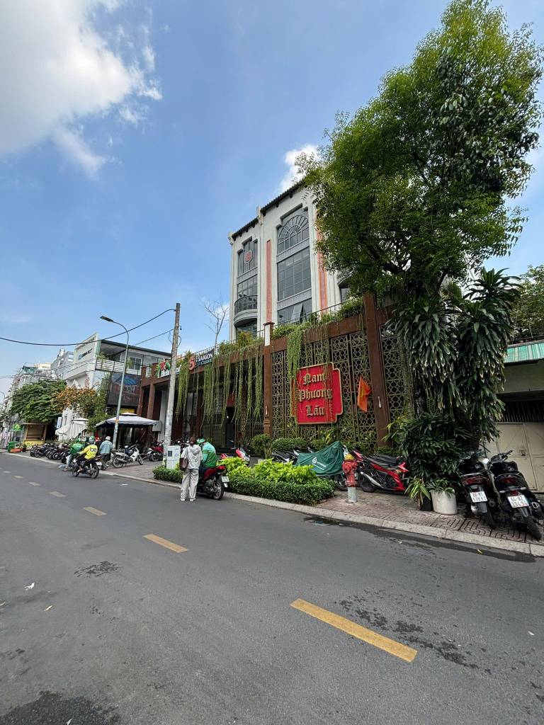 GIẢM 20 TỶ, BÁN NHÀ 2MT NGUYỄN THỊ DIỆU, TRUNG TÂM QUẬN 3, 677M2 3 TẦNG, HĐT360TR/THÁNG, 350 TỶ