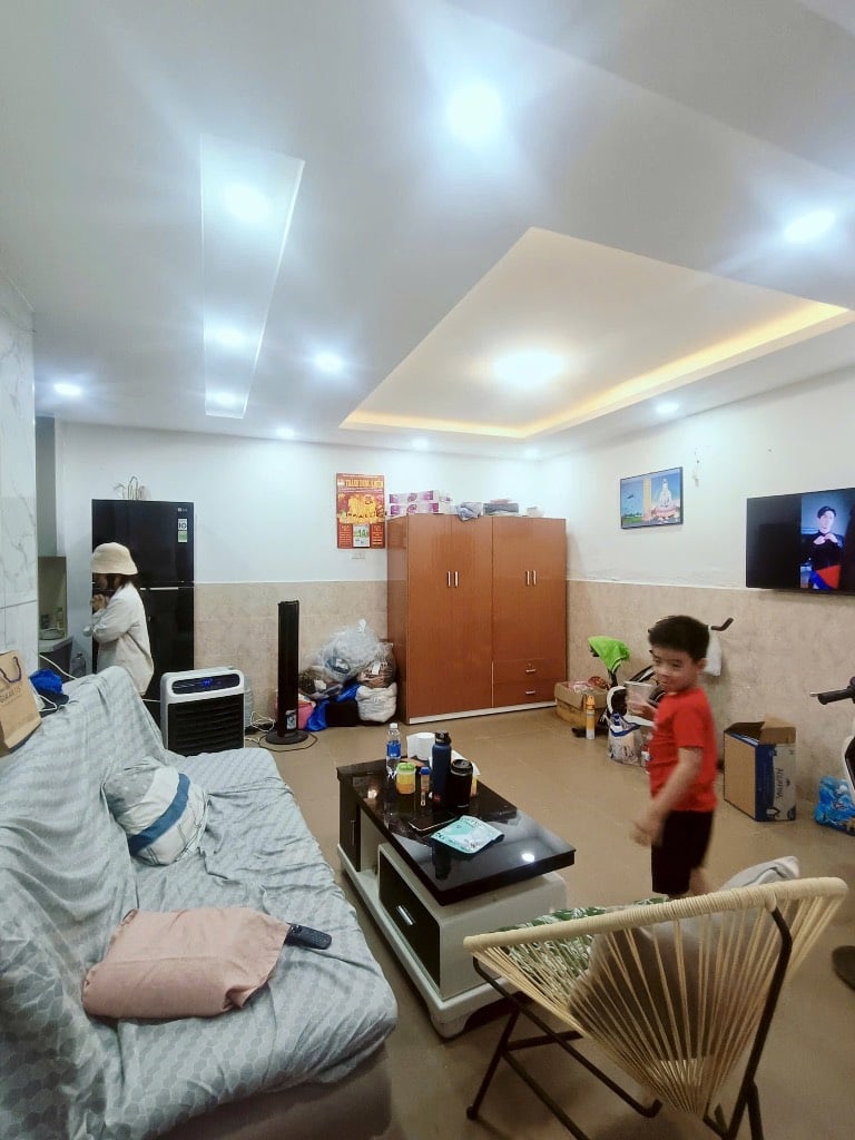 BÁN NHÀ 2 TẦNG 1/ PHẠM VĂN CHIÊU, GÒ VẤP, SÁT MẶT TIỀN, 44M2, CHỈ NHỈNH 4 TỶ