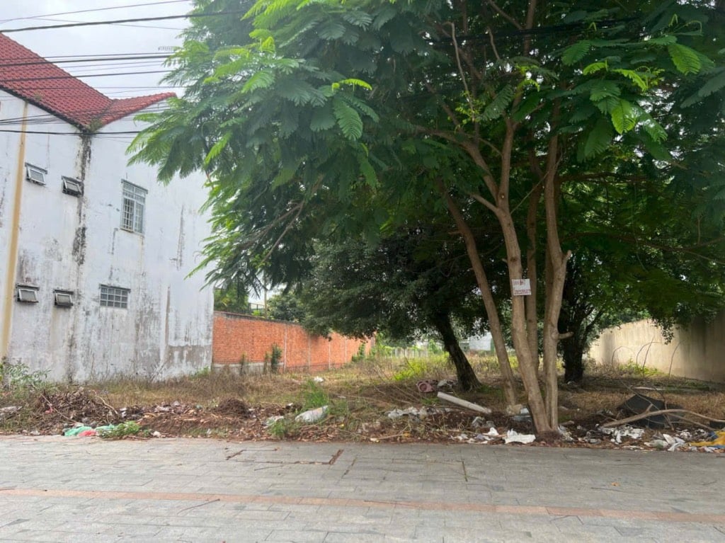 Bán đất mặt tiền Phạm Ngọc Thạch, Thủ Dầu Một, 1800m2 đường rộng xe tải tránh, giá đầu tư