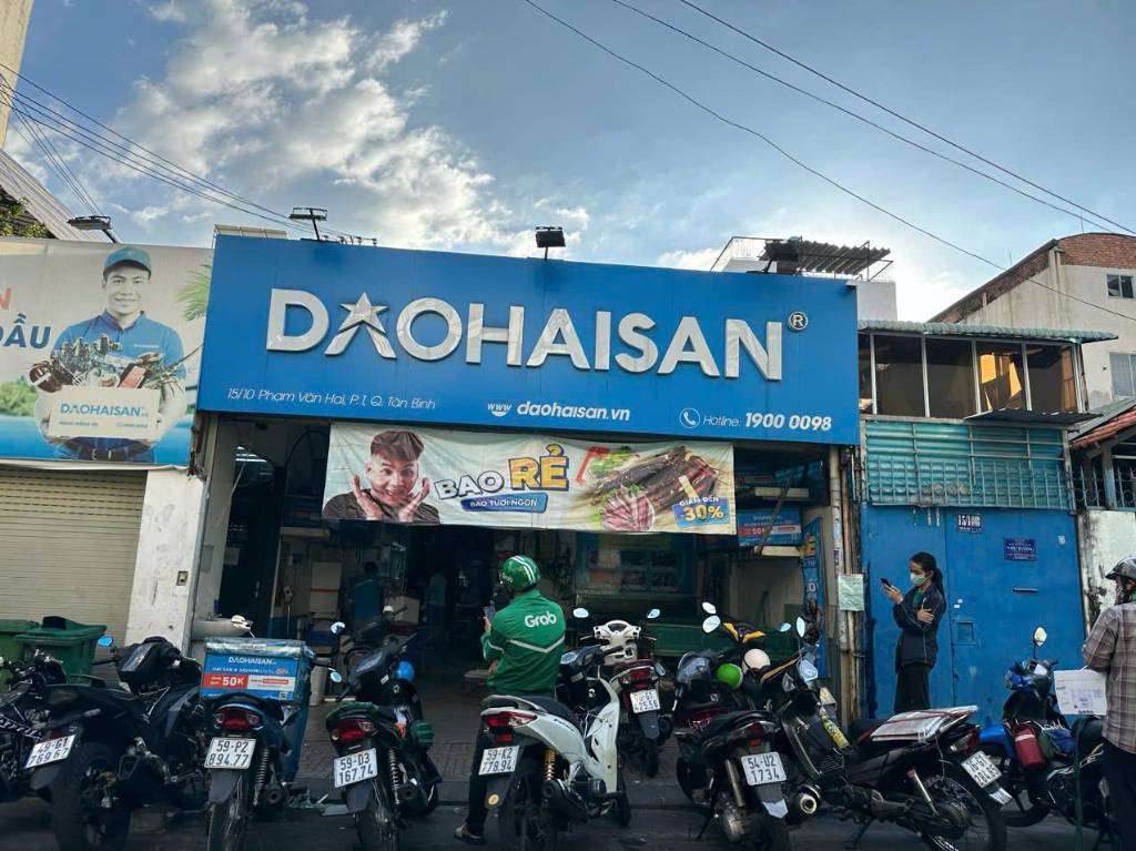BÁN NHÀ HẺM PHẠM VĂN HAI TÂN BÌNH, NGANG 9M, DTCN 215M2, NHÀ C4 HIẾM, HĐT 70TR/THÁNG, CHỈ 60 TỶ