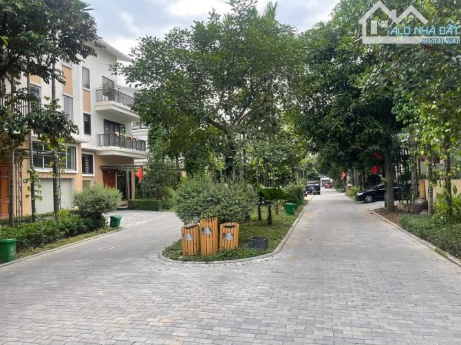 Bán Nhà lk HUD B mặt Bình than và biệt thự Hud Trầu Cau