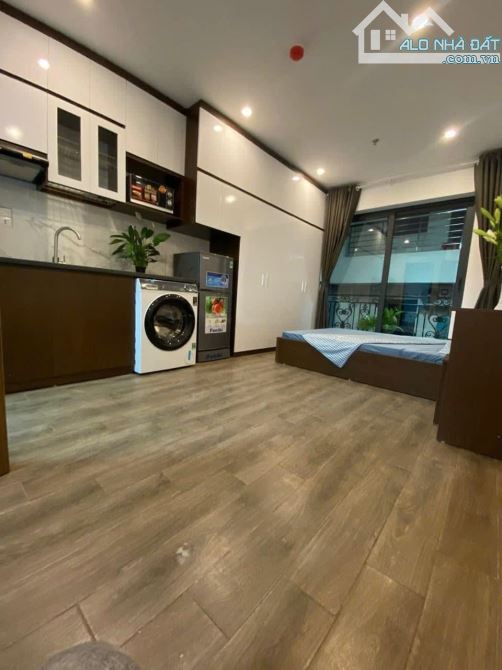 Bán siêu CCMN kết nối Nguyễn Xiển Vành đai 3 90m2 7 tầng thang máy 24PKK thu 1.4 tỷ