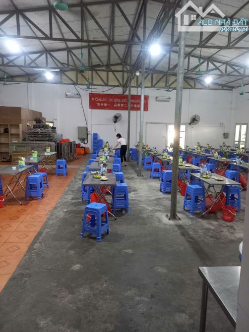 Hiếm!!! Bán Nhà xưởng mặt đường Quốc Lộ 32 ngay mặt phố Phú Diễn diện tích 1530m MT 40m