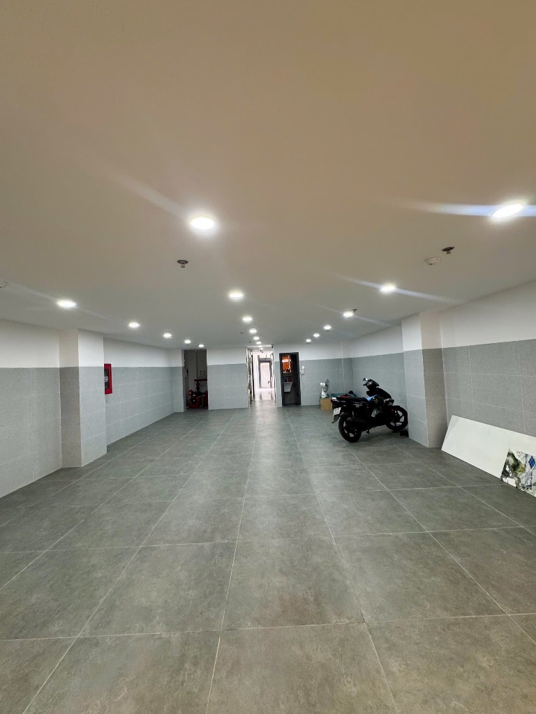 BÁN TOÀ CHDV 7 TẦNG LÊ VĂN THỌ, GÒ VẤP, HĐT 130TR/THÁNG, DT 170M2 GIÁ 30 TỶ