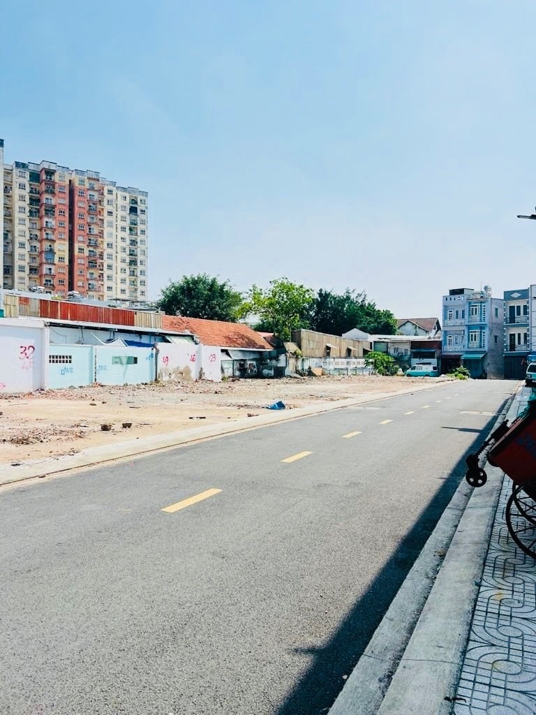 CHÍNH CHỦ CẦN BÁN ĐẤT MẶT TIỀN AN DƯƠNG VƯƠNG QUẬN 8, DT 40M2 GIÁ 5,2 TỶ