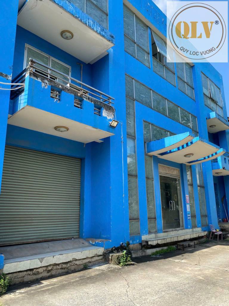 CẦN BÁN NHÀ XƯỞNG KCN TÂN TẠO, BÌNH TÂN, 1900M² ĐƯỜNG NỘI BỘ XE CONT RA VÀO, GIÁ TỐT