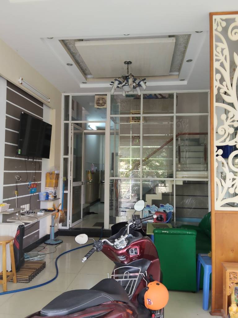 BÁN NHÀ GẦN CHỢ THỦ ĐỨC, 2 TẦNG 50M2, SỔ RIÊNG KHÔNG QUY HOẠCH KHÔNG LỘ GIỚI, CHỈ 2,95