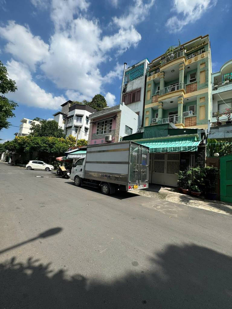 GIẢM SỐC 5 TỶ, BÁN TÒA NHÀ MẶT TIỀN BẮC HẢI QUẬN 10, DT 6,63X27M HẦM 3 TẦNG MC, GIÁ CHỈ 37 TỶ