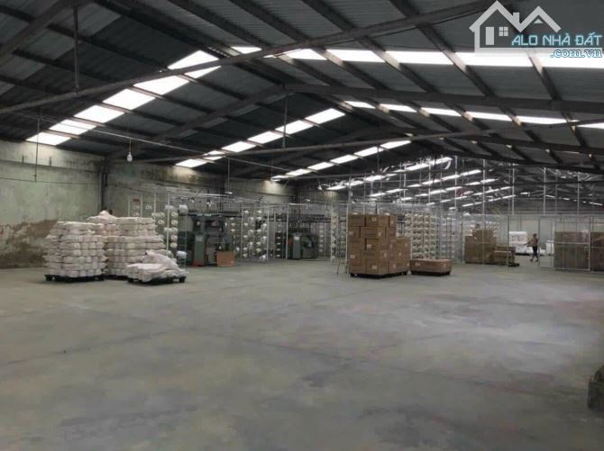 BÁN XƯỞNG MẶT TIỀN TÂN THỚI NHẤT 8 (54X67)M, GIÁ 130 TỶ, TÂN THỚI NHẤT, Q12