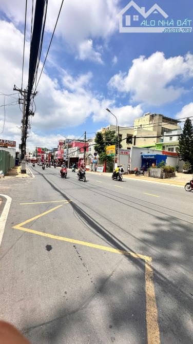 36.5 TỶ - BÁN NHÀ XƯỞNG CẤP 4 cũ (10X36M)Mặt Tiền đường gò dưa, p. tam bình ,tp. thủ đức