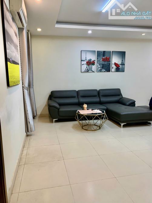 Bán căn hộ FLC 36 Phạm Hùng 72m2 -2PN - 2VS 5.2 tỷ tầng trung, full nội thất