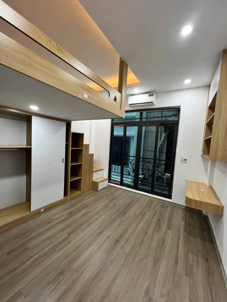 BÁN TÒA CHDV ĐƯỜNG THỊNH QUANG, ĐỐNG ĐA, DT 55M2 - 6 TẦNG, THANG MÁY, 11 PHÒNG