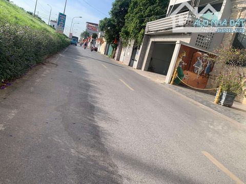 CẮT LỖ TÒA ĐẸP MẶT PHỐ LÂM DU LONG BIÊN KHAI THÁC DÒNG TIỀN 125M-6TẦNG-5MT. 30TỶ