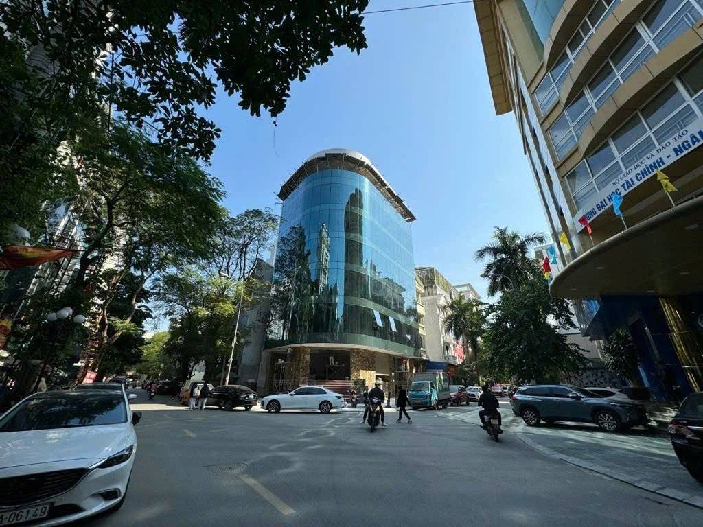 BÁN SÀN THƯƠNG MẠI HANCORP 72 TRẦN ĐĂNG NINH, 1084M2 KINH DOANH SẦM UẤT