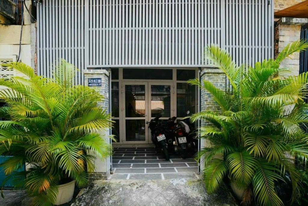 Bán nhà HXH Hoàng Văn Thụ Tân Bình, ngang 4,5x16m CN 75m2, 3 tầng chỉ 9.99 tỷ