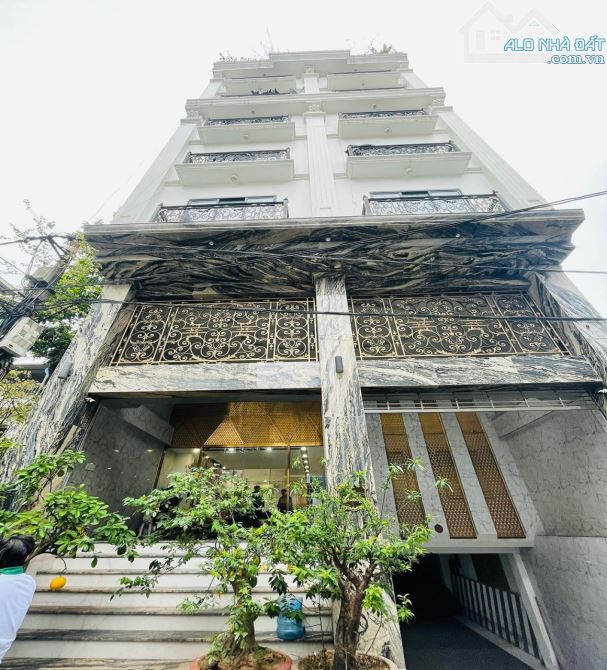 Bán Tòa Văn Phòng Mặt Phố Hàng Bài, Hoàn Kiếm DT 279m2, 9T, MT 9.3m, Giá Cực Rẻ
