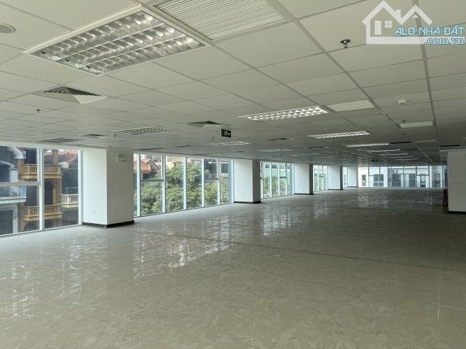 Bán sàn thương mại văn phòng T&T Tower 120 Định Công, 1500m2, 82 tỷ