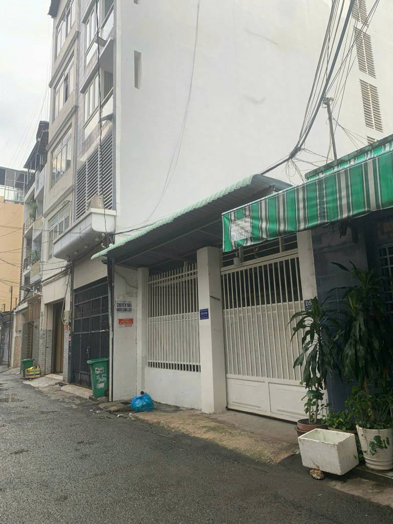 Bán nhà hẻm xe hơi 212B Nguyễn Trãi, Quận 1, 2 tầng tiện kinh doanh, giá tốt