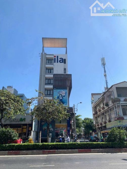 Tòa nhà 3 MT Cộng Hòa. 8x30m nở hậu 12m CN: 306m2 Hầm 8 tầng (HĐT:520tr/tháng). Giá 125 tỷ