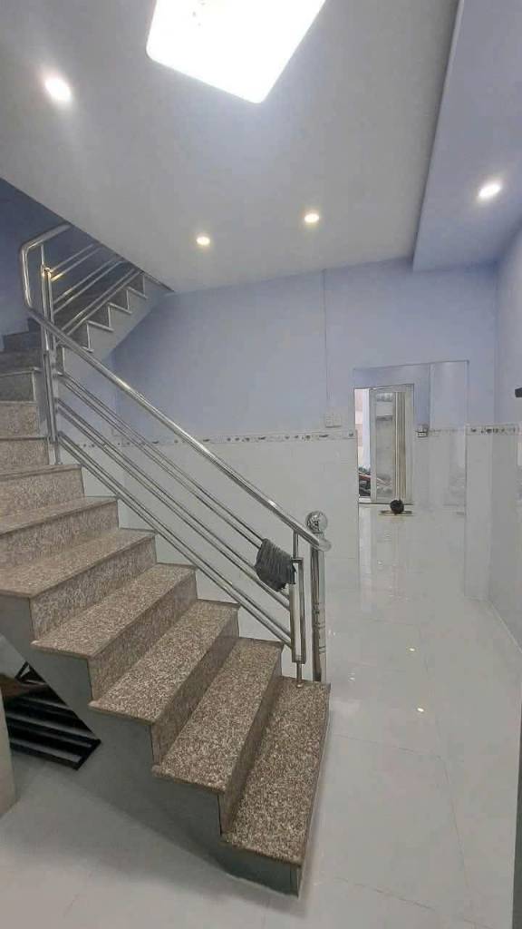 BÁN NHÀ AN BÌNH DĨ AN GIÁP THỦ ĐỨC, 2 TẦNG 42M2, KO QUY HOẠCH KO LỘ GIỚI