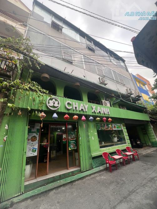 Bán nhà 343/ Nguyễn Trọng Tuyển Q.TB , DT: 12m x 20m , 4 tầng , HDT: 100tr , Giá 37 tỷ TL