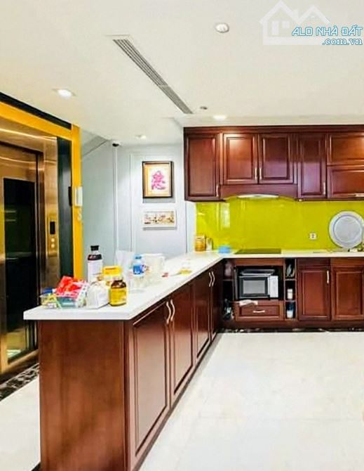 SIÊU PHẨM TÒA VĂN PHÒNG FULL CHỨC NĂNG, PHÚ DIỄN 145M × 8T, CÓ HẦM, VỈA HÈ, KD, Ô TÔ TRÁ